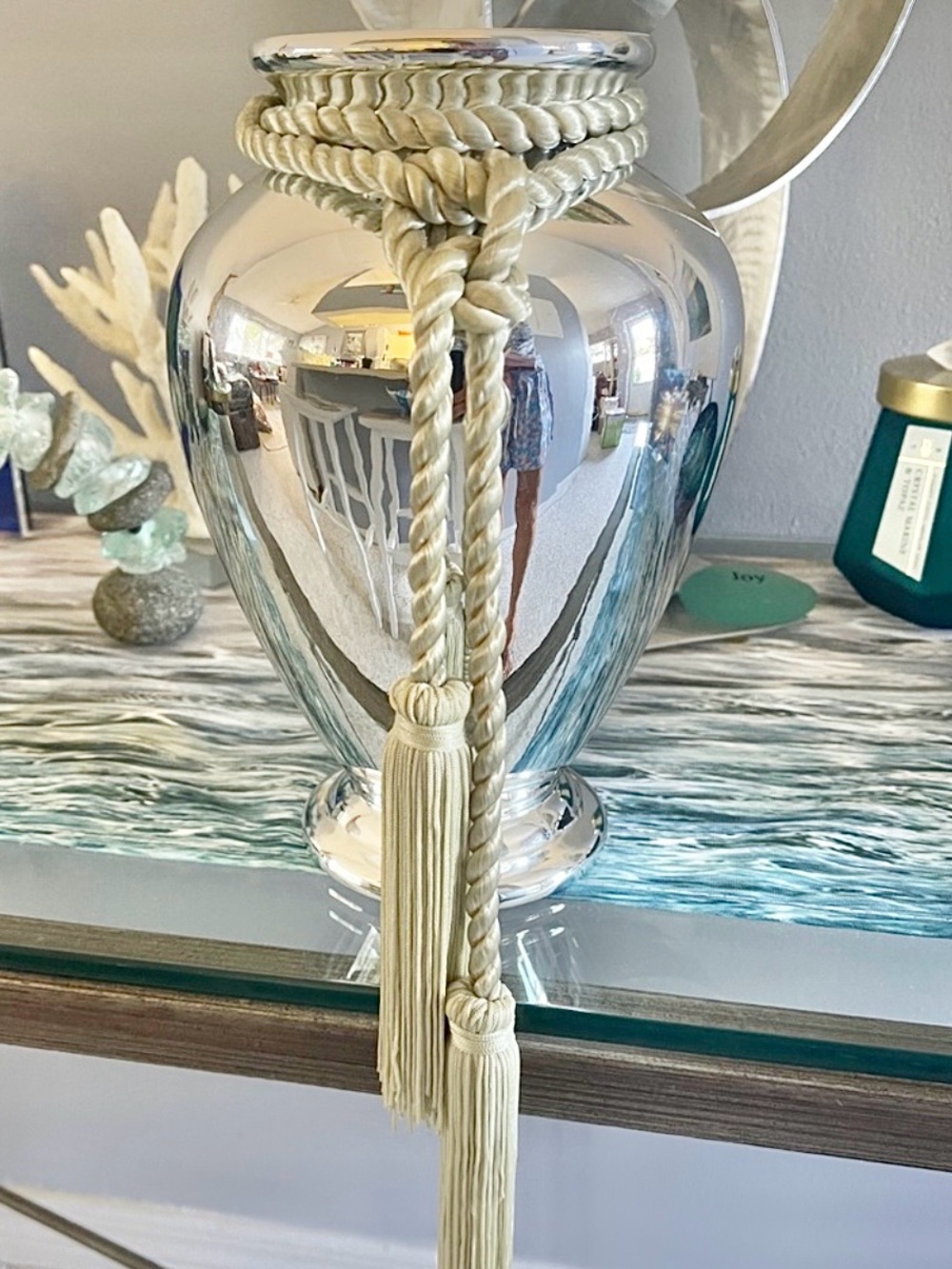 Beautiful Mirrored  silver Decor Vase Glass/heavy/accent rope tassels EUC